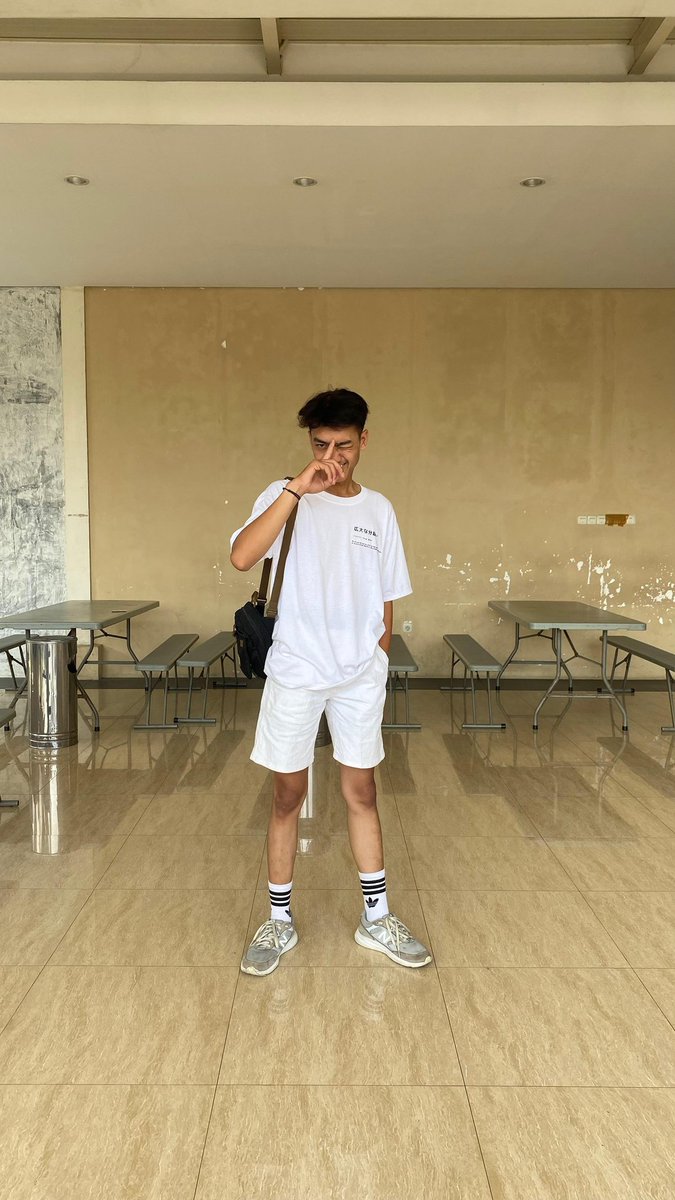 sagitarioooo_'s tweet photo. gw wellcome sama siapa aja,yg penting bisa brayan,ga jadiin gw opsi pas lagi butuh aja lekk https://t.co/SCKOEscJSi
