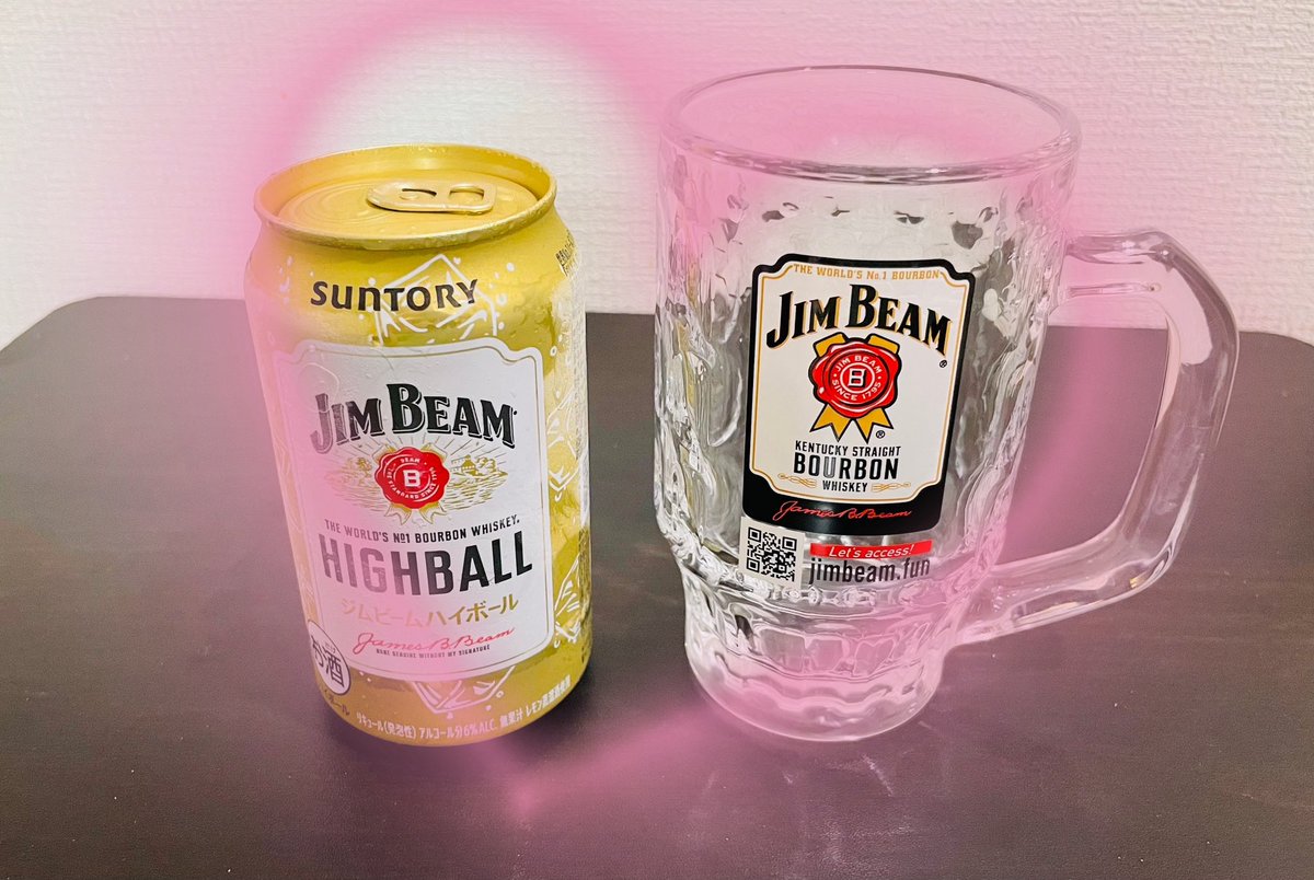 epi_coo's tweet image. プレゼントで貰ったジムハイのジョッキがマジで可愛すぎる🥺🫶💕
え、ほんま嬉しすぎ最高のプレゼントやん！！！
お気にのグラスがまた増えてウホウホなえぴこはんでした🍺🦍💕
30代はこのジョッキで酒カスしまくるぞ！！

#ジムビーム #お酒好きな人と繋がりたい #宅飲み #プレゼント #ありがとう