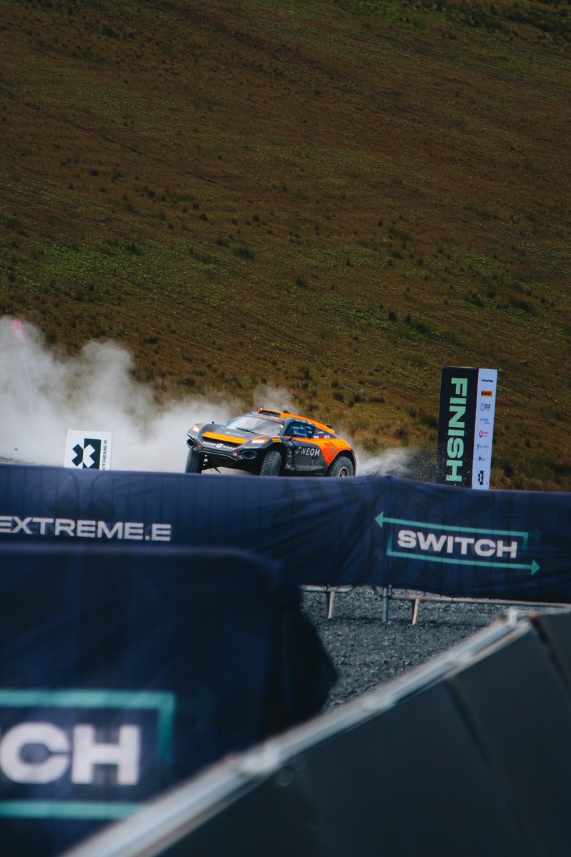 🎶 Wait for the drop. 🎶