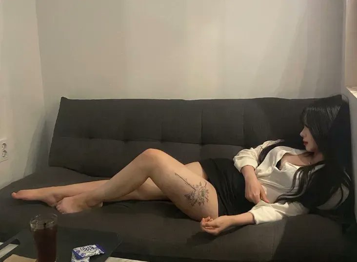 反差婊回歸，有沒有要約的，好久不來，妹妹好寂寞