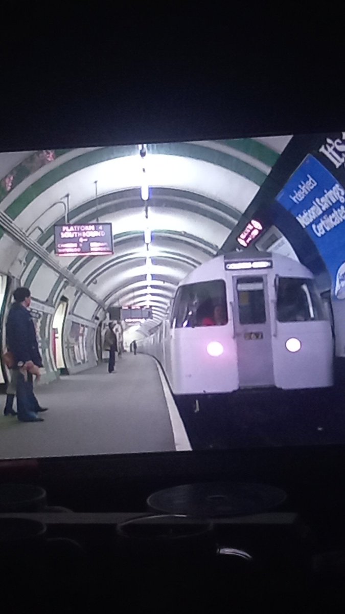 London_undergro's tweet photo. @bakerlooline24 @Londonundergr24 @Londonundergro https://t.co/Y0dkvuhFpW