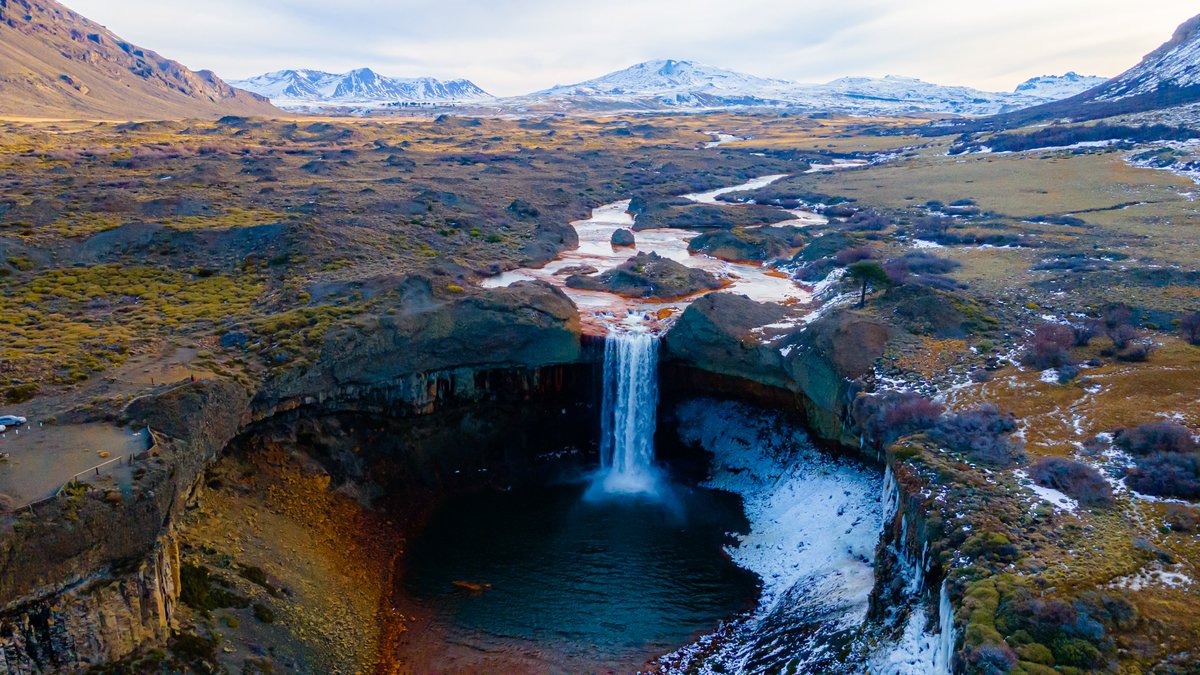 neuquentur's tweet photo. Salto del Agrio, a unos 13 km. de Caviahue, te vas a encontrar con esta maravilla de la naturaleza! 🥰🥰
Que levante la 🙋‍♀️🙋 quien ya lo visitó? https://t.co/vgYHpS8fue