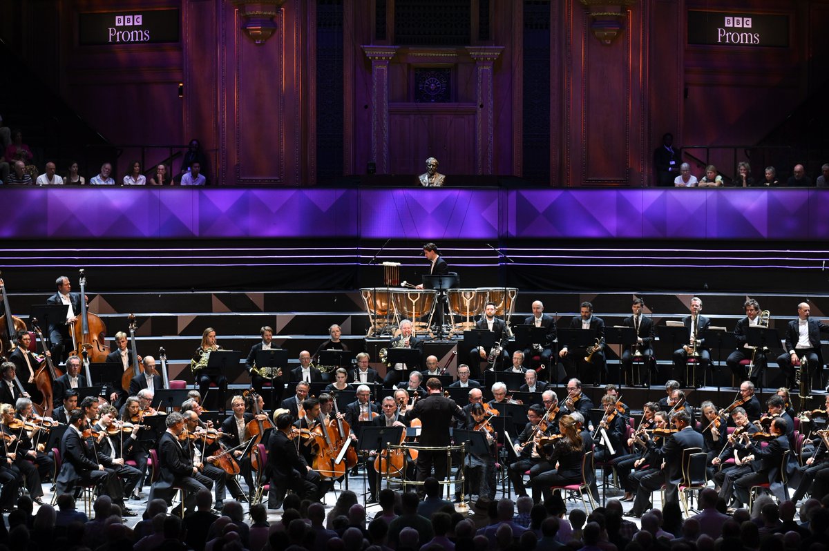 BBC Proms (@bbcproms) on Twitter photo 🎉 Last night we celebrated Bruckner's 200th anniversary with Kirill Petrenko & <a href="/BerlinPhil/">Berliner Philharmoniker</a>, who performed his Fifth Symphony for their second night at #BBCProms. Before that conductor <a href="/owainpark/">Owain Park</a> & <a href="/BBCSingers/">BBC Singers</a> performed three of Bruckner's radiant motets.
🎧Listen on <a href="/BBCSounds/">BBC Sounds</a>. 🎉 Last night we celebrated Bruckner's 200th anniversary with Kirill Petrenko & <a href="/BerlinPhil/">Berliner Philharmoniker</a>, who performed his Fifth Symphony for their second night at #BBCProms. Before that conductor <a href="/owainpark/">Owain Park</a> & <a href="/BBCSingers/">BBC Singers</a> performed three of Bruckner's radiant motets.
🎧Listen on <a href="/BBCSounds/">BBC Sounds</a>.