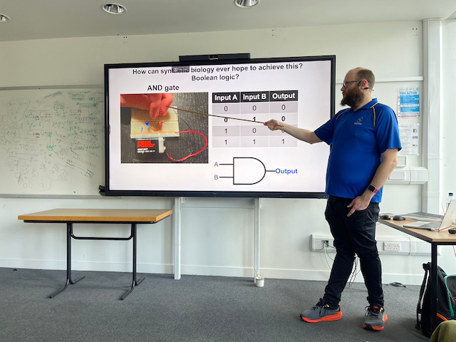 Dr James Lloyd tweet media