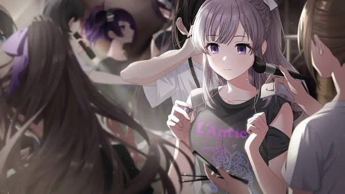 この霧子の服の袖(?)のあたりがどうなってるかわかんないんですけど構造とか類似の服知ってる方いたら教えてもらえると… 