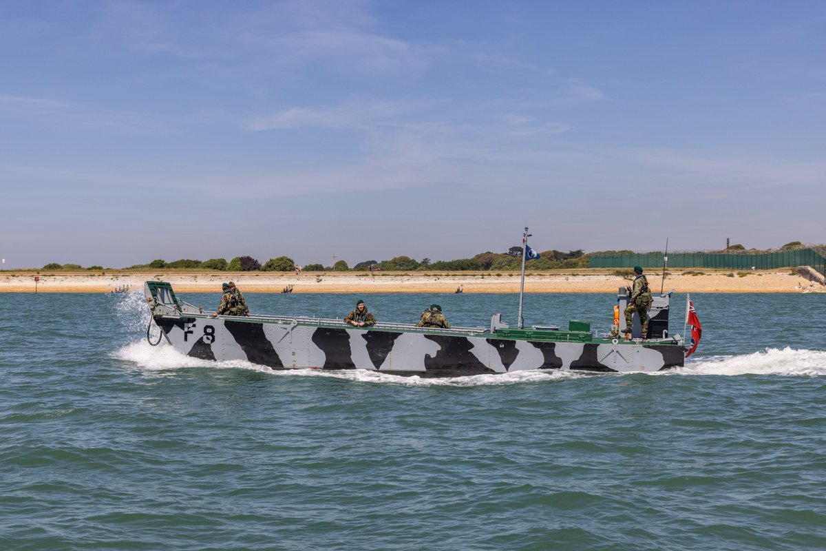 Boathouse 4 (@boathouse_4) on Twitter photo 🚤HSL 102 & F8 are heading to the
<a href="/SotonBoatShow/">Southampton International Boat Show</a> from 13-22 Sept
Join us for a 20-minute trip on F8 starting at 11:00, or hop on HSL 102 for a 40-minute trip at 12:30 or 16:00 each day—just £90pp
👉DM us for more information
#southampton #hampshire #heritage #royalnavy #boat 🚤HSL 102 & F8 are heading to the
<a href="/SotonBoatShow/">Southampton International Boat Show</a> from 13-22 Sept
Join us for a 20-minute trip on F8 starting at 11:00, or hop on HSL 102 for a 40-minute trip at 12:30 or 16:00 each day—just £90pp
👉DM us for more information
#southampton #hampshire #heritage #royalnavy #boat