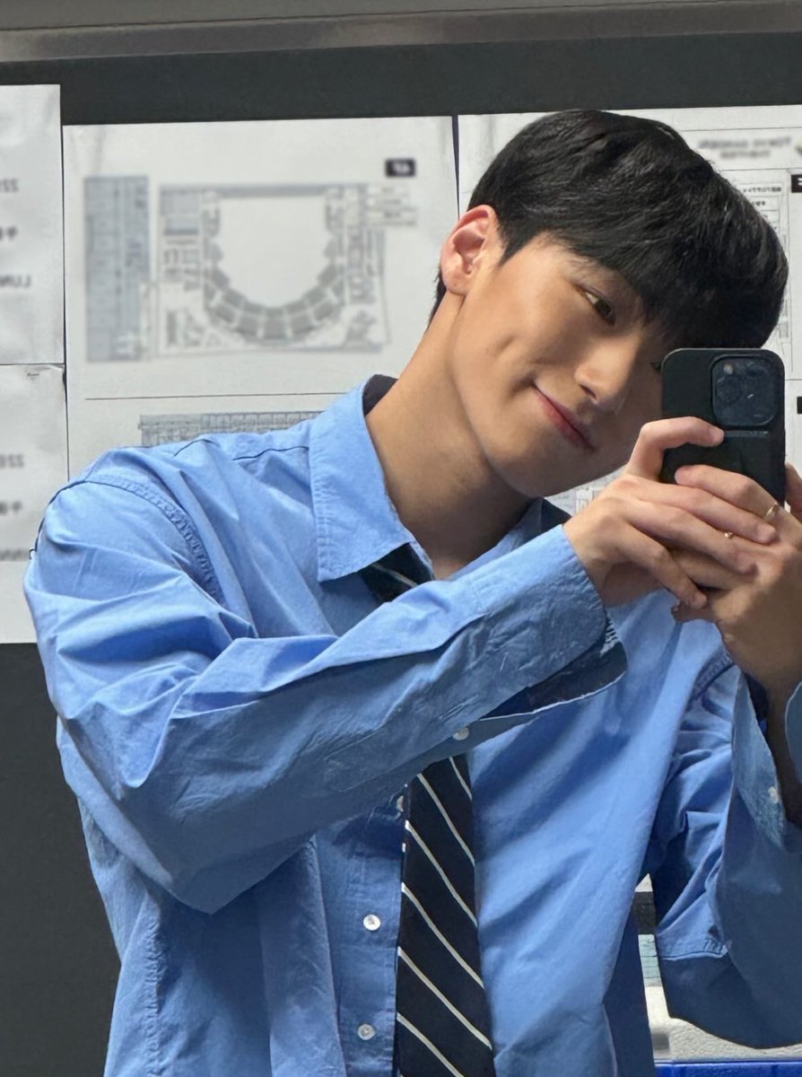 EMG4486's tweet photo. 자주 들어올수는 없지만 가끔 들어와서 나대신 덕질해주는 기분이라 대리만족하고 보는중인 내 트친들 친구 안끊어줘서 고마울뿐 다들 9월도 행복하길🫶 #마음찍은트친과아무것도하지않지만그저서로를뮤트하지않았음을확인하며9월도행복하시길바라기 https://t.co/Nve3cEYQKU