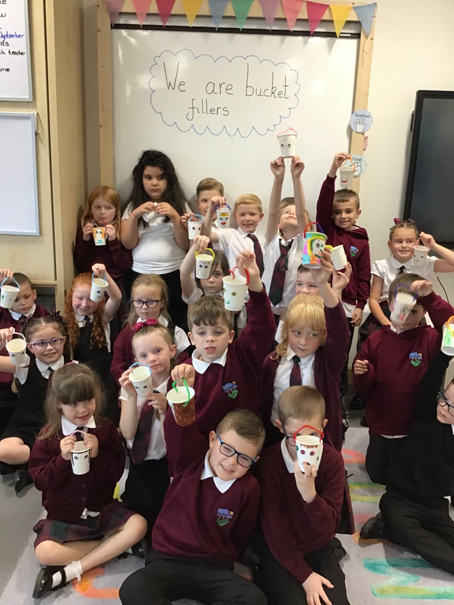 PrimaryHilltop's tweet photo. Primary 3a proudly showing off their bucket filler cups spreading positivity, one act of kindness at a time! #effectivecontributor https://t.co/TK9jLkQKSr