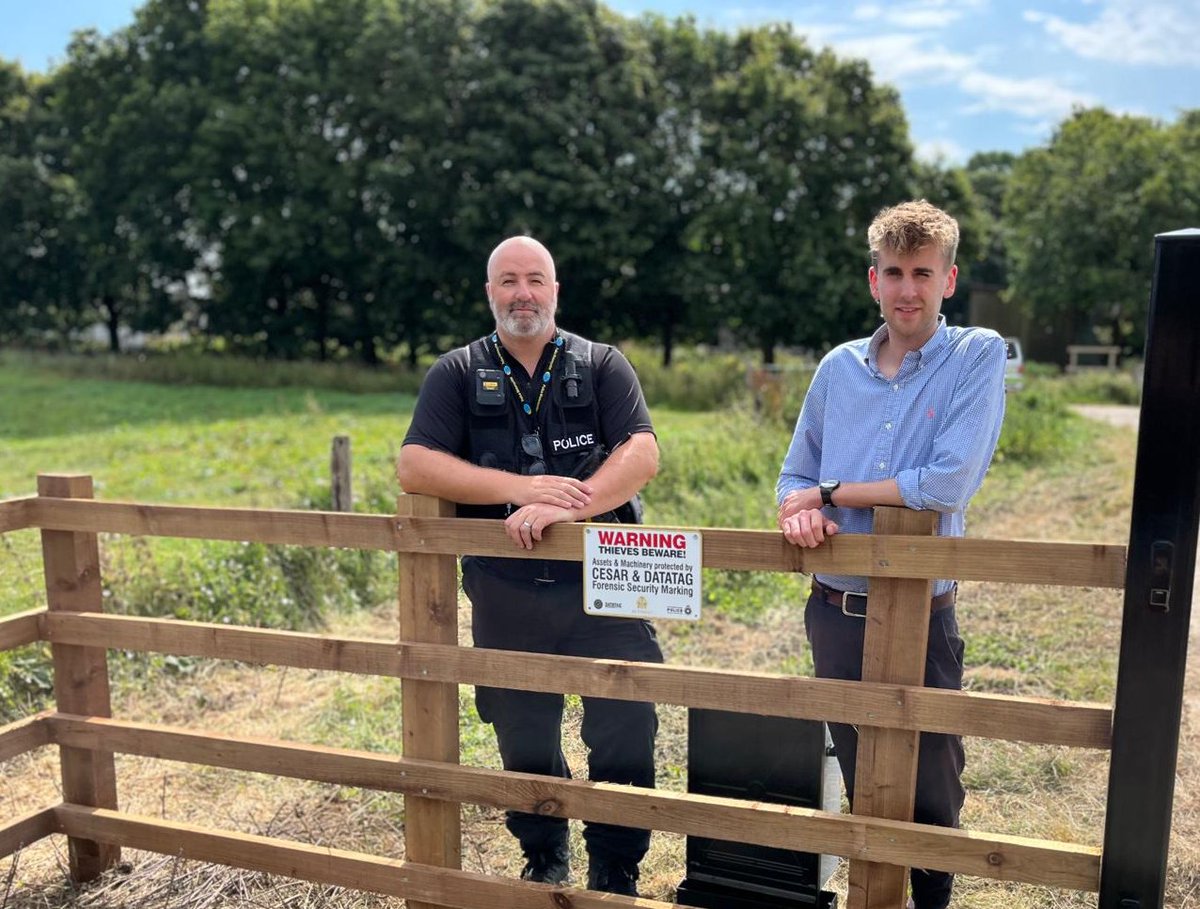 CESARscheme's tweet photo. We recently assisted @AlthorpHouse boost their security by installing our CESAR Security System with @DatatagID technologies to all their farm equipment. Supported by @hutch472 from @NorthantsPolice Rural Crime Team this move will deter theft and help keep the estate safe. https://t.co/dtRC5rXJaS