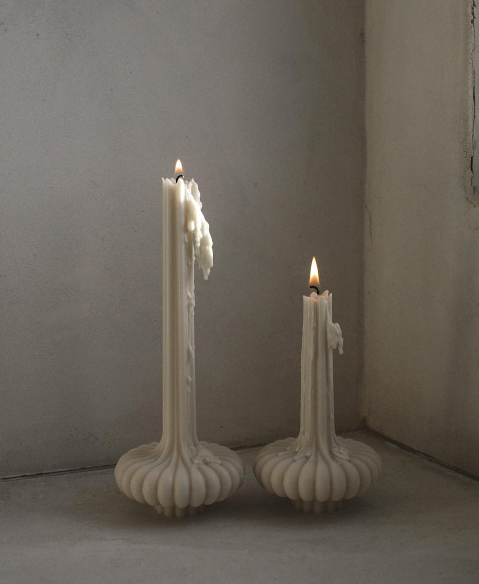 deallists's tweet photo. Add elegance to your decor with the LAWA Set of 2 Pumpkin Base Candles! 🕯️ Handmade and unscented, these soy wax candles are perfect for any room. Products on the rise—shop now on Amazon! 
🛒https://t.co/b3rhDqkwNy
✨ #HomeDecor #CandleDecor #AmazonFinds https://t.co/VnvOHrTPJ6