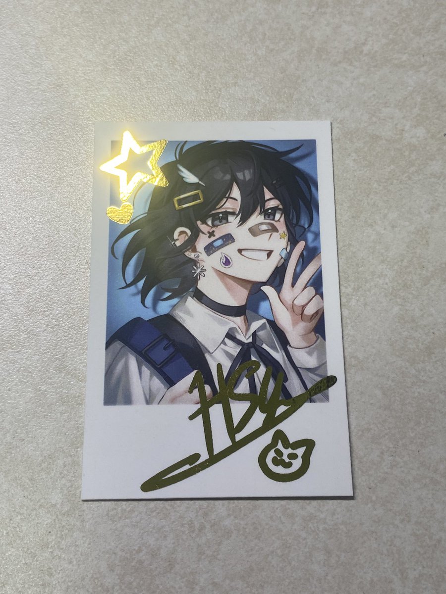 TIMELESS_HSY's tweet photo. 🔔 Starstruck Production Update! 

We would like to thank everyone for your patience given the slow production period! Polaroids and stickers for Starstruck have arrived~

Please stand by for production related updates and if you have any concerns, kindly send us a dm! 🙏 https://t.co/6DA3UZF4h2