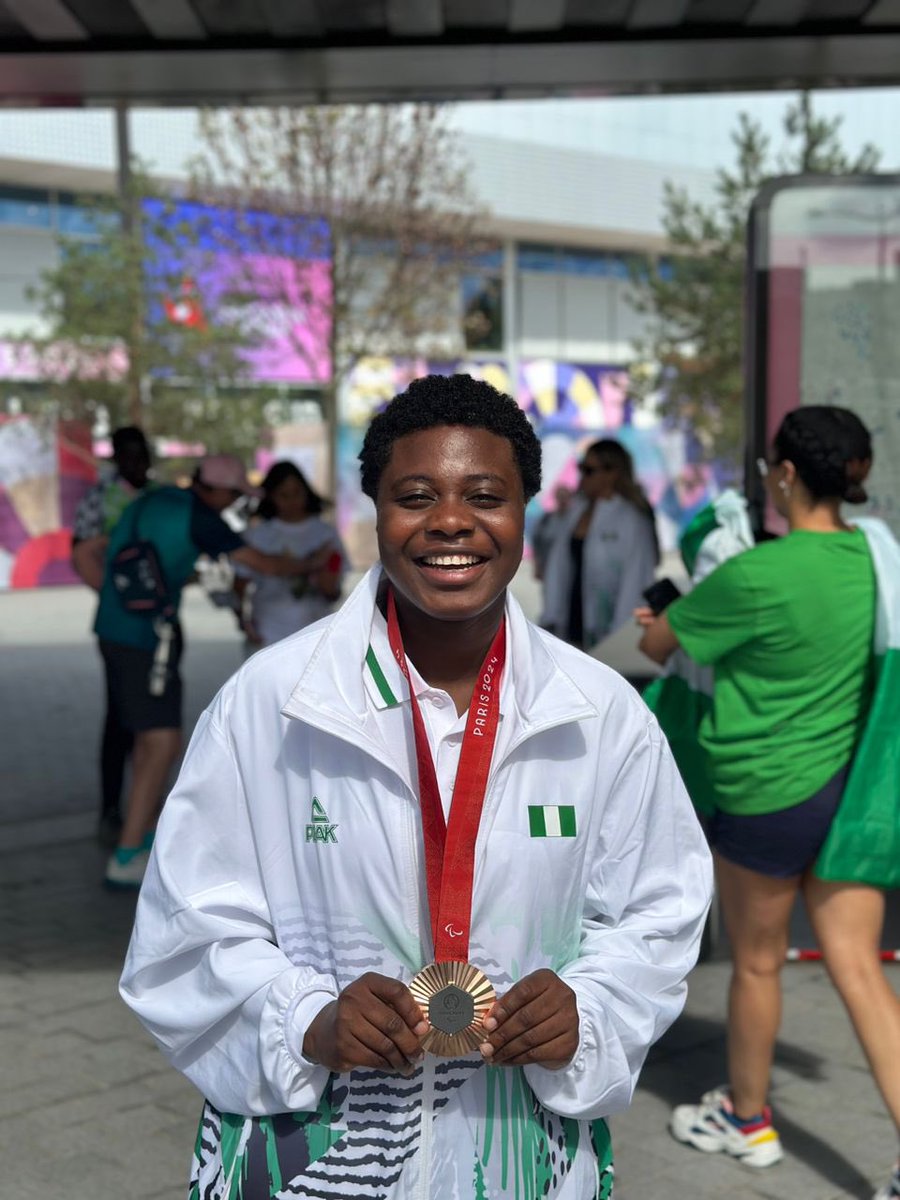 BolajiEniola9's tweet image. Today, I became the FIRST African athlete to win a Paralympic medal in badminton 🏸
I look forward to the challenges ahead, approaching them with great determination and perseverance.…✨💨
Thanks