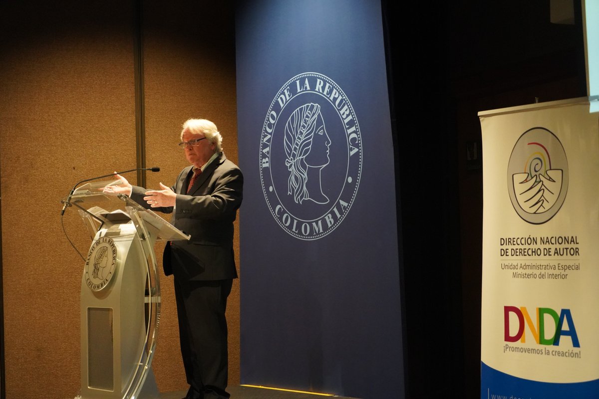 Dirección Nacional de Derecho de Autor de Colombia (@derechodeautor) on Twitter photo #SeminarioSobreConservación| “Si un país va a desarrollar una excepción, lo debe realizar considerando la regla de los tres pasos” Kenneth Crews.
<a href="/kcrews/">Kenneth Crews</a> <a href="/WIPO/">World Intellectual Property Organization (WIPO)</a> <a href="/Banrepcultural/">Banrepcultural</a> <a href="/Derechodeautor/">Dirección Nacional de Derecho de Autor de Colombia</a>
👉us02web.zoom.us/j/87890620063 #SeminarioSobreConservación| “Si un país va a desarrollar una excepción, lo debe realizar considerando la regla de los tres pasos” Kenneth Crews.
<a href="/kcrews/">Kenneth Crews</a> <a href="/WIPO/">World Intellectual Property Organization (WIPO)</a> <a href="/Banrepcultural/">Banrepcultural</a> <a href="/Derechodeautor/">Dirección Nacional de Derecho de Autor de Colombia</a>
👉us02web.zoom.us/j/87890620063
