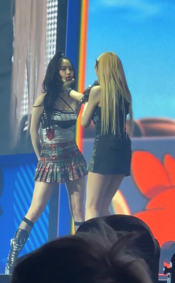 audizip00's tweet photo. 찌부 https://t.co/BiwQX4vaiA