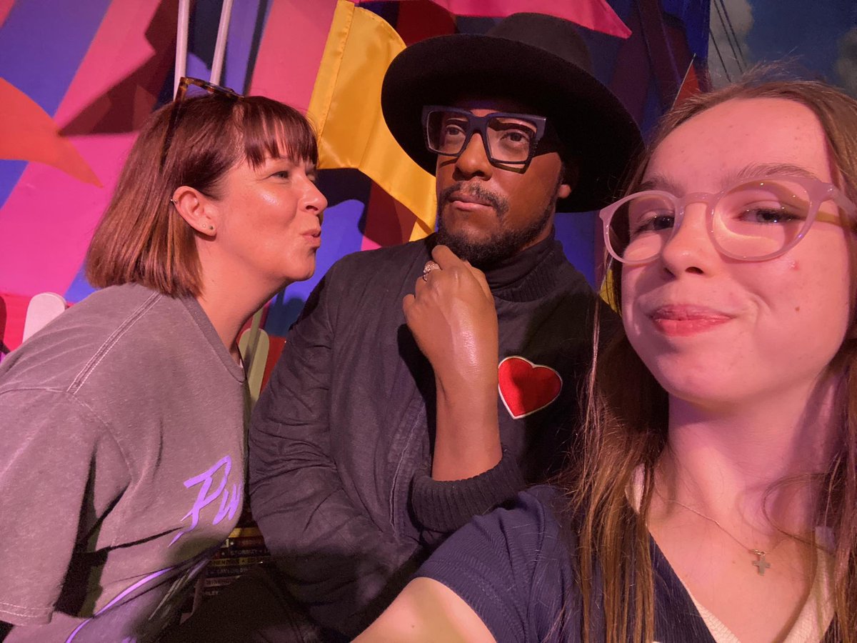jojocarr76's tweet photo. @iamwill @MadameTussauds https://t.co/FC53E29KMo
