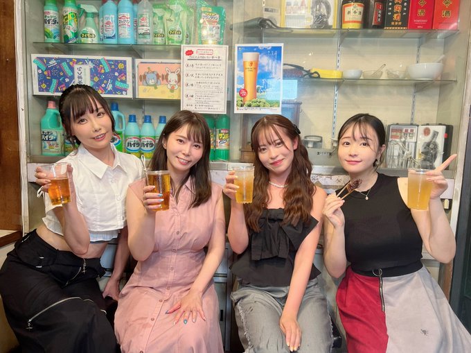インスタライブ見てくれた方々ありがとう〜！１つ１つコメント読めなくてごめんね🥲  赤羽にある「ジンギス酒場ドラッグスター」さんめちゃくちゃ美味しくてお得なので是非食べに行ってね〜！！🐏  お店の中と昔ながらの薬屋さんがそのままでレトロでかわいいよ💕