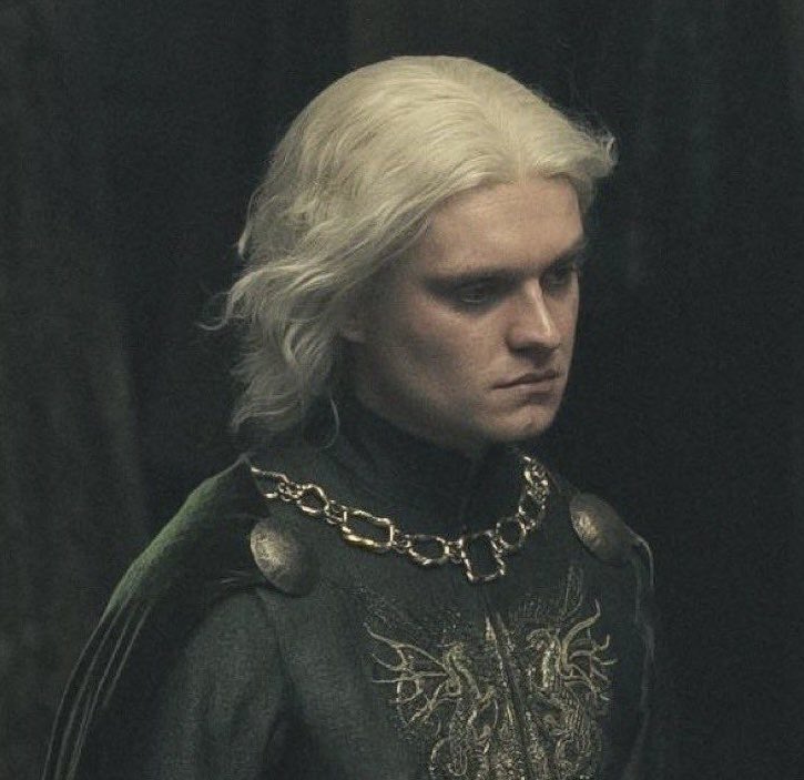 sunfyressz's tweet image. 