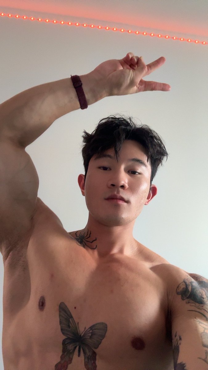 Hi, say it back 😤