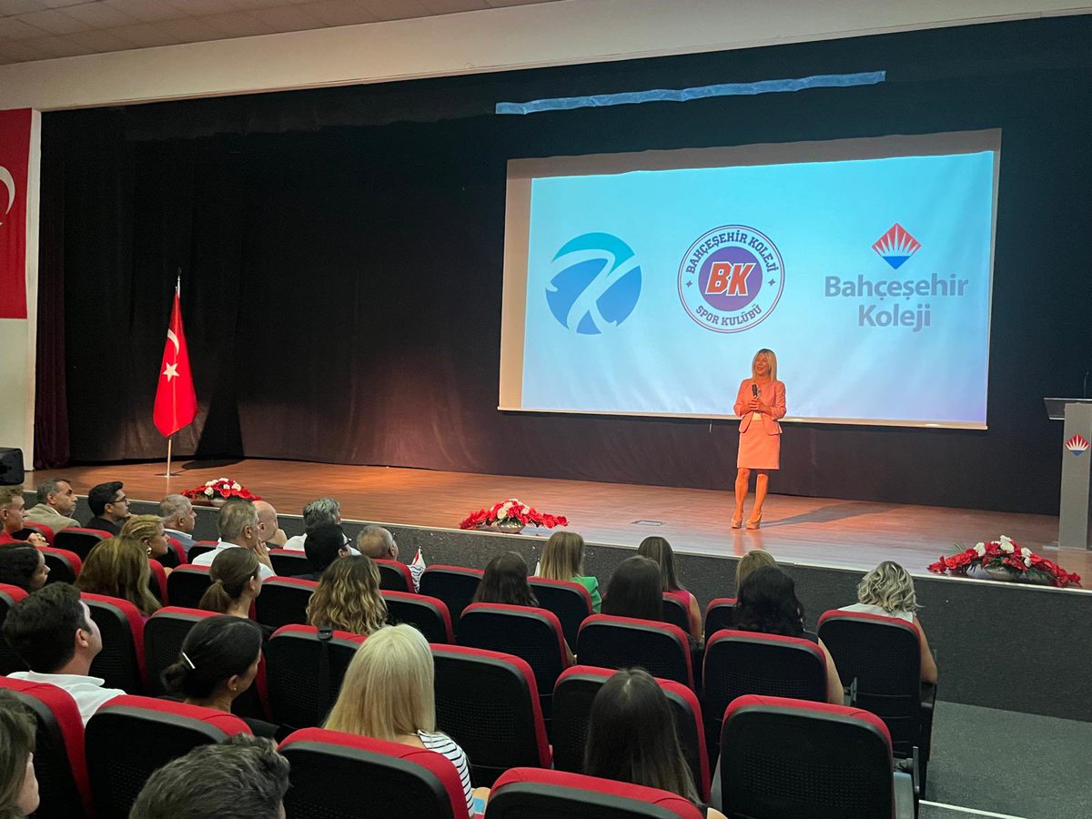 2024-25 Eğitim Öğretim Yılı Gezi ve Spor Okulları Koordinasyon Toplantısı Bornova Kampüsümüzün Ev Sahipliğinde Gerçekleşti❤️💙

Yeni döneme ilişkin değerlendirmelerin yapıldığı toplantıya BUEK Başkanı Enver Yücel, İcra Kurulu Başkanımız Hüseyin Yücel, Genel Müdürümüz Özlem Dağ,
