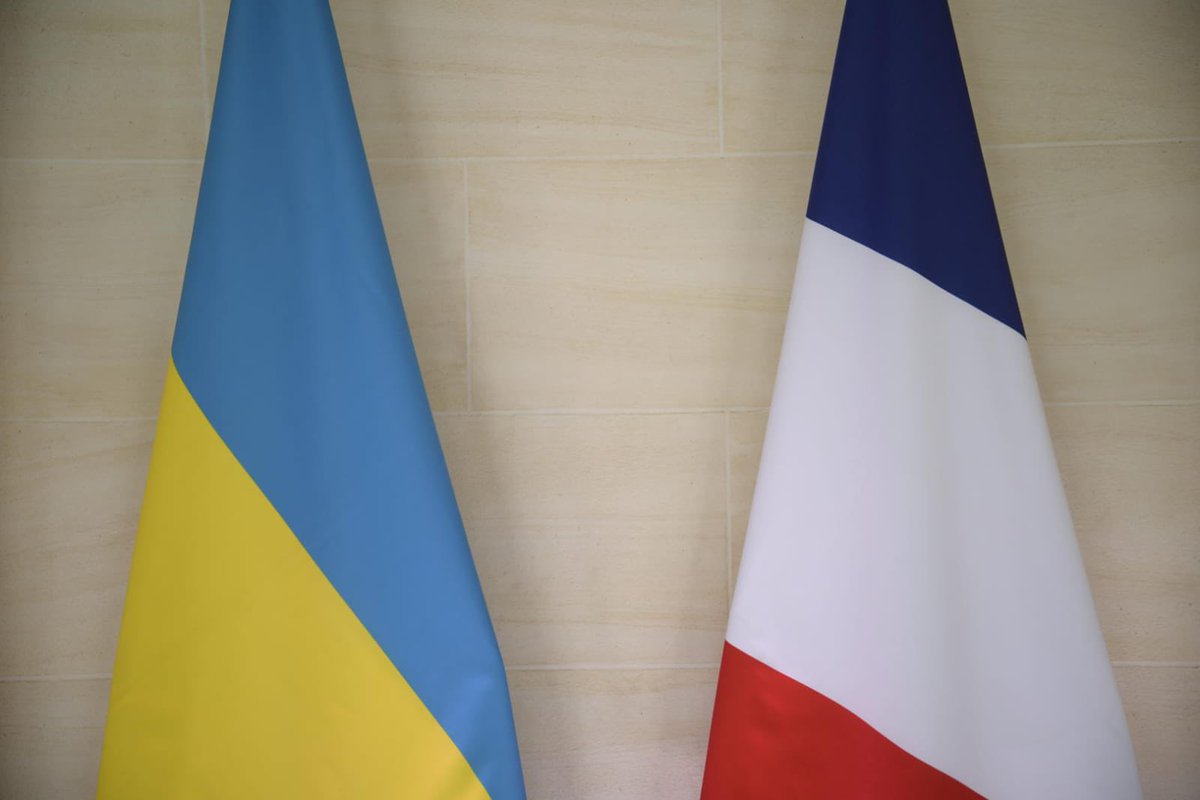 SebLecornu's tweet image. La France est endurante dans son soutien à l’Ukraine, pour lui permettre de se défendre face à l&apos;agression russe.

Avec mon homologue @rustem_umerov aujourd’hui à Paris pour partager l&apos;évolution de la situation sur le front et le suivi du soutien français à l&apos;Ukraine.