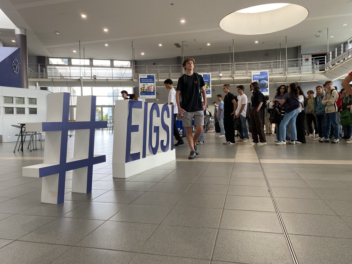 👉Bonne rentrée 2024-2025 à tous nos étudiants !
Nous sommes ravis de vous retrouver pour une nouvelle année pleine de défis et d'opportunités.🎓
Que cette rentrée soit synonyme de réussite, d'apprentissage et de nouvelles découvertes. 😉

#ingénierie #larochelle