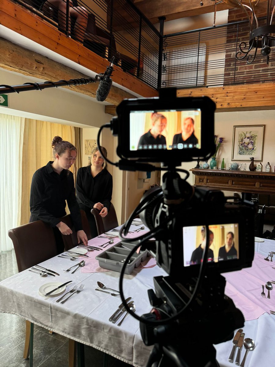 ZoëJessica_Actor🐨 tweet media