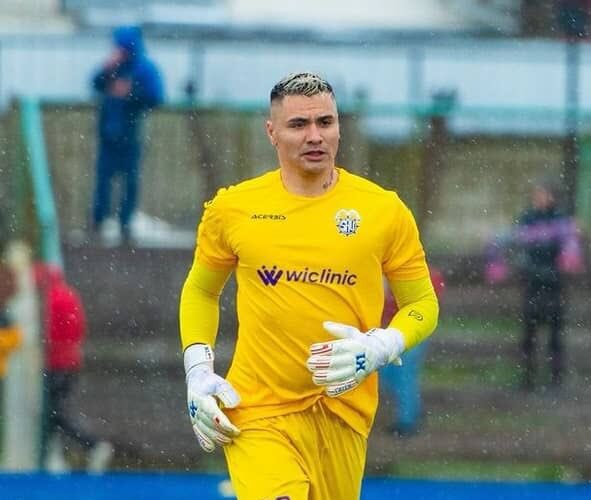 ⚠️ÚLTIMO MINUTO
actualización futbolista Cristóbal Campos: médicos tratantes de la gravedad del jugador, lograron reimplantar parte de su cuerpo dañado tras el accidente. A la espera de una evolución satisfactoria, se viven horas vitales para el portero del SAU