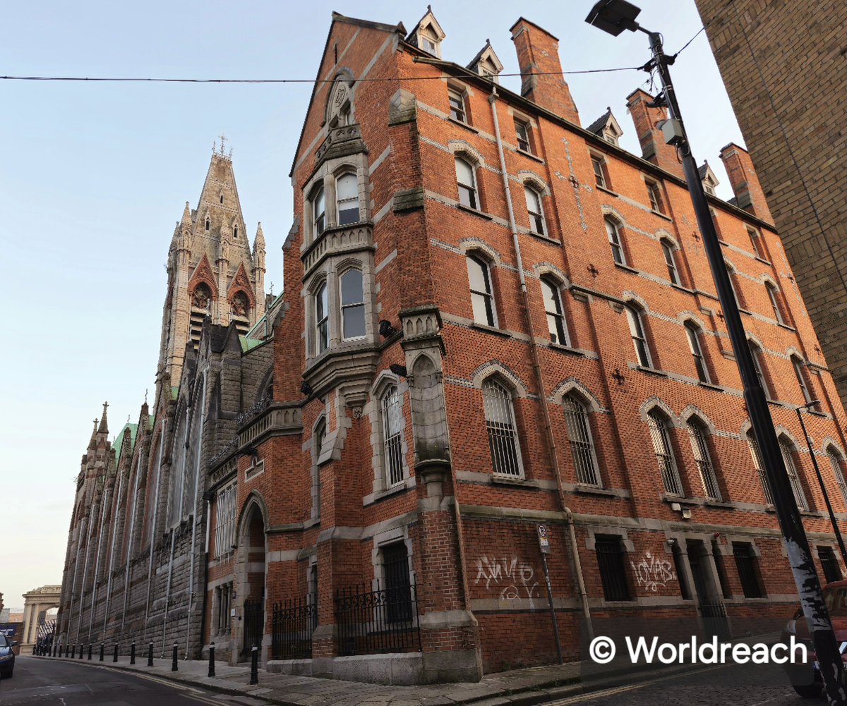 Constantly amazed at the fine design, brick stone work of 19th century buildings. A good example #SaintJohnsPriory in Dublin's #liberties. Built as a group of buildings linked to Saint John the Baptist's Church - you can see it's spire in the background
Photo <a href="/WorldReachComms/">World Reach Comms</a>