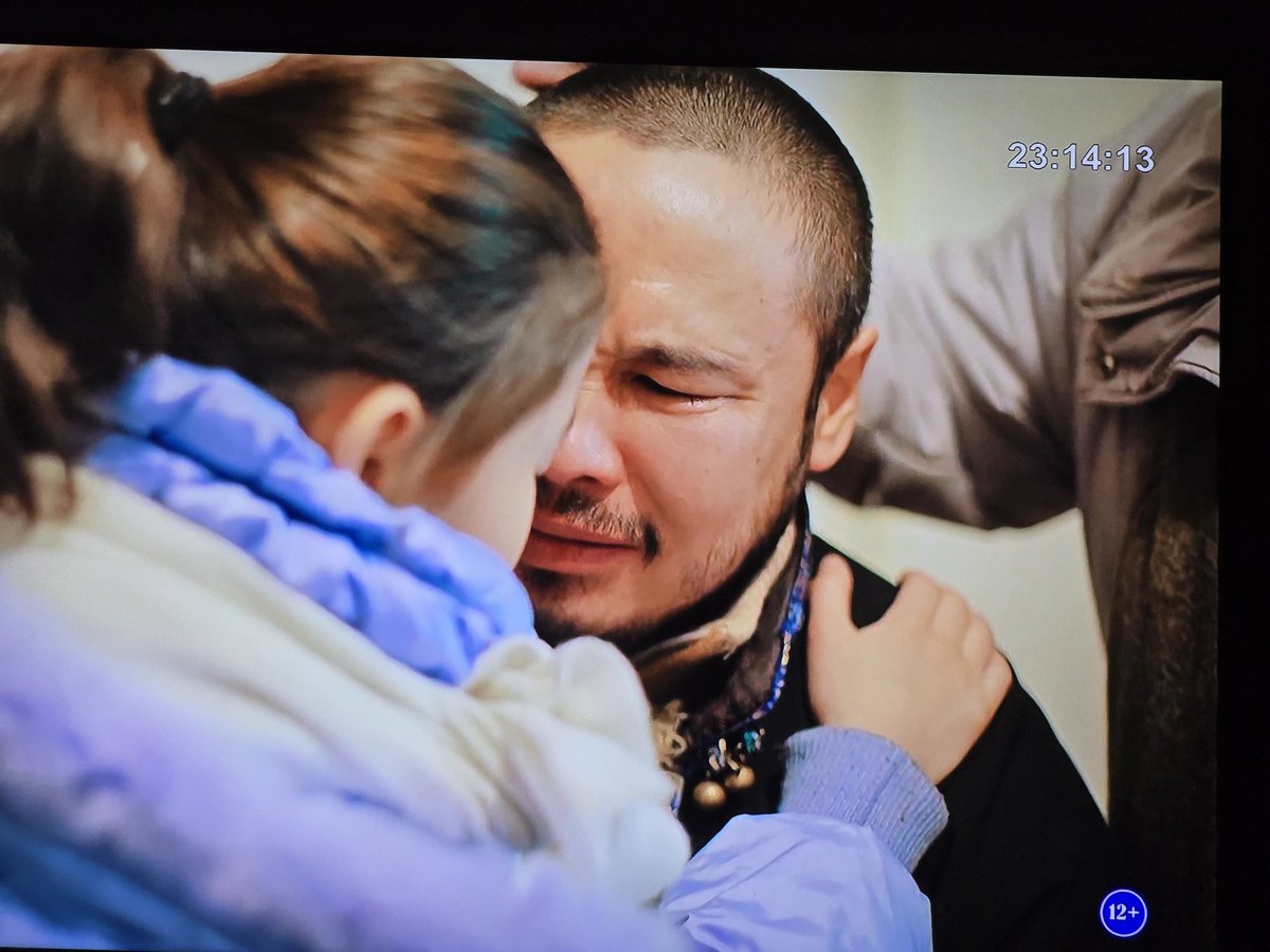 Энэ кинонд Гайзын Төгсөө үнэндээ тултал тогложээ.