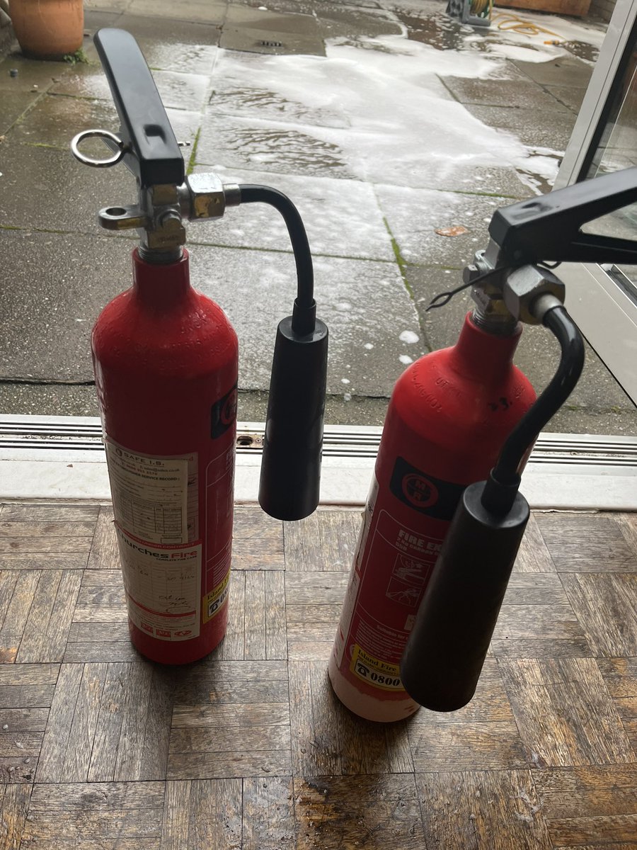 ValewoodPrimary's tweet image. INSET Day 1: As part of our annual Safeguarding CPD, we welcomed Ivan Guy back today…48 members of staff all trained up, ahead of lunch- #FireMarshals - Admin/Site/Teachers/TeachingAssistants/BreakfastClub/AfterSchoolClub ⭐️🙌🏼✔️