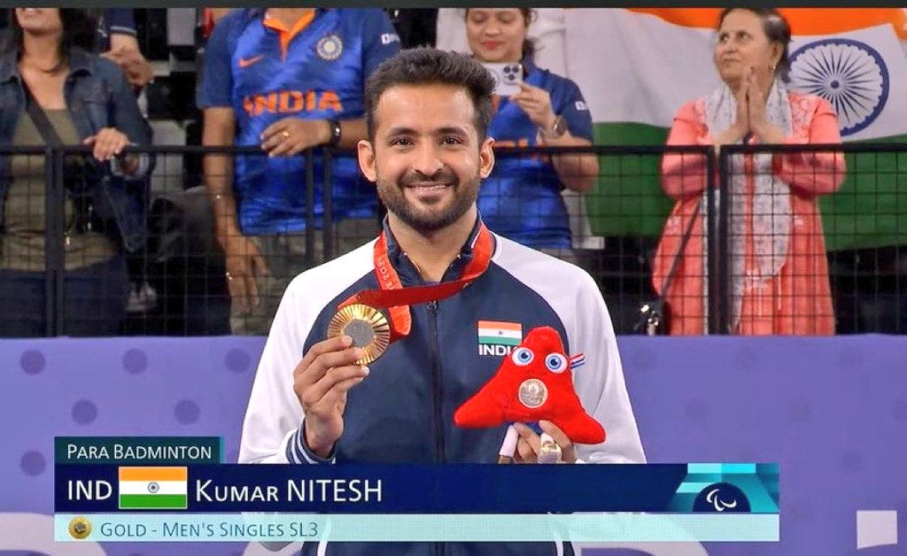 ABVPVidarbha's tweet image. Congratulate para shuttler,
#NiteshKumar on winning gold medal in men’s singles badminton SL3 event in the #ParisParalympics2024.