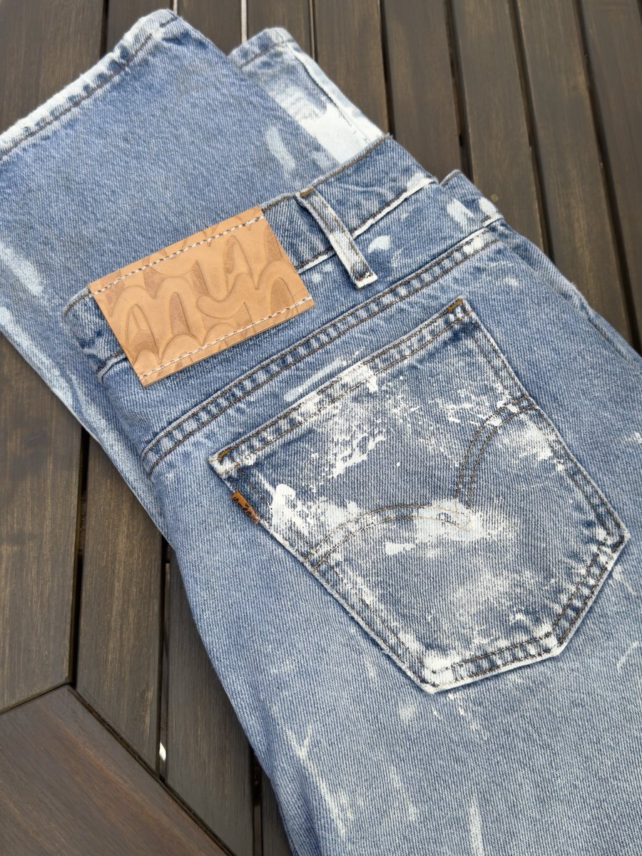 RegularTob's tweet image. 👀