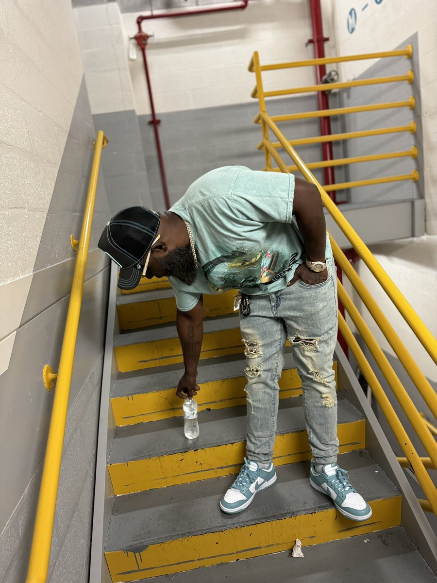 Loved❤️ by all💯