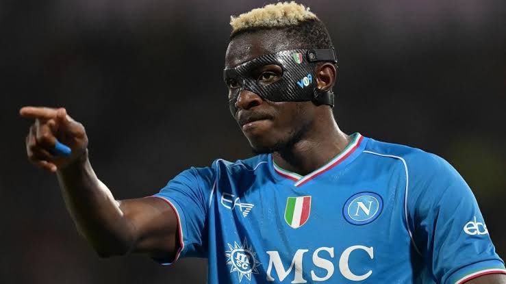 Victor Osimhen has a release clause in his Galatasaray loan, which means he could leave the club in January. 

Galatasaray would get a fee if that happens.

(Source: <a href="/David_Ornstein/">David Ornstein</a> )

#Galatasaray