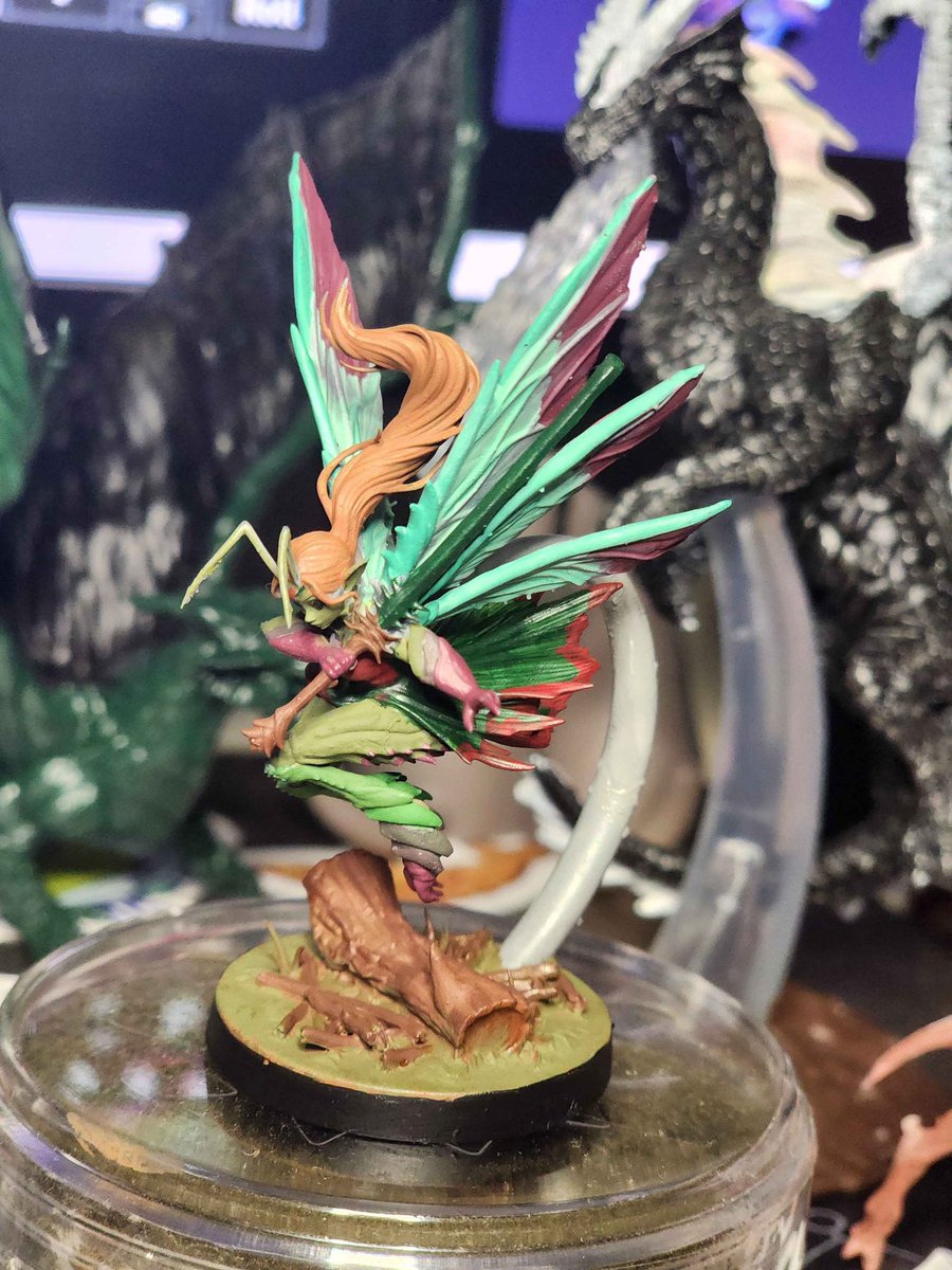 yeahightco's tweet photo. Who likes to paint miniatures? Our member DaedalusNyx did these they look amazing!! #dungeonsanddragons #miniatures #miniaturepainting https://t.co/z2KanJl1Gp
