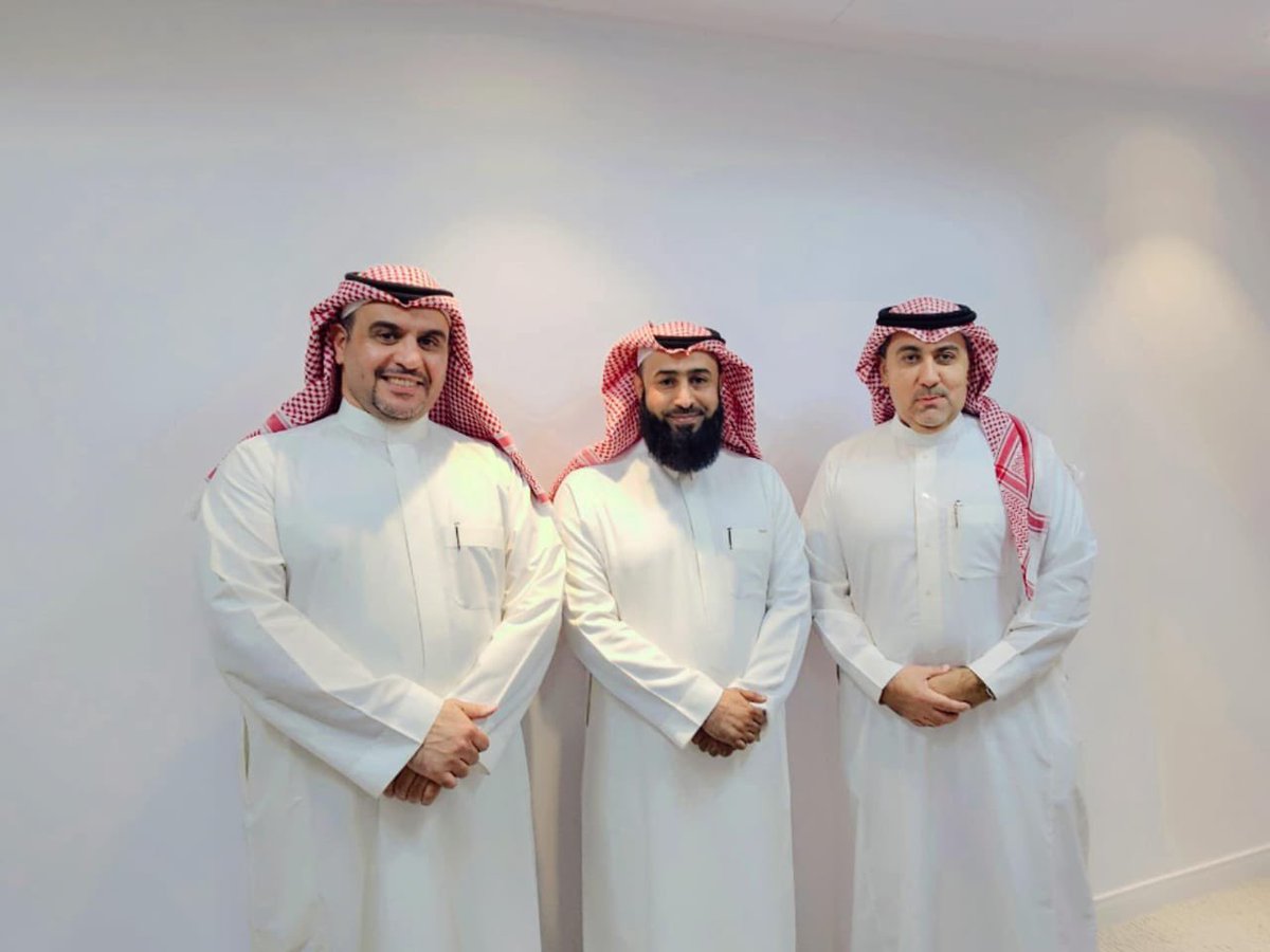 Saudi_SHA's tweet photo. عقد رئيس مجلس إدارة #الجمعية_السعودية_للإدارة_الصحية 
أ. عبدالعزيز آل دايل اليوم اجتماعاً مع رئيس الجمعية الأسبق د. بندر الصاعدي وعضو المجلس أ. أحمد العريج، 

حيث تم تسليم واستلام عهد الجمعية، وقد قدم الشكر لرئيس  واعضاء الدورة السابقة على جهودهم الملموسة لخدمة التخصص والجمعية. https://t.co/kEf5X3igIR