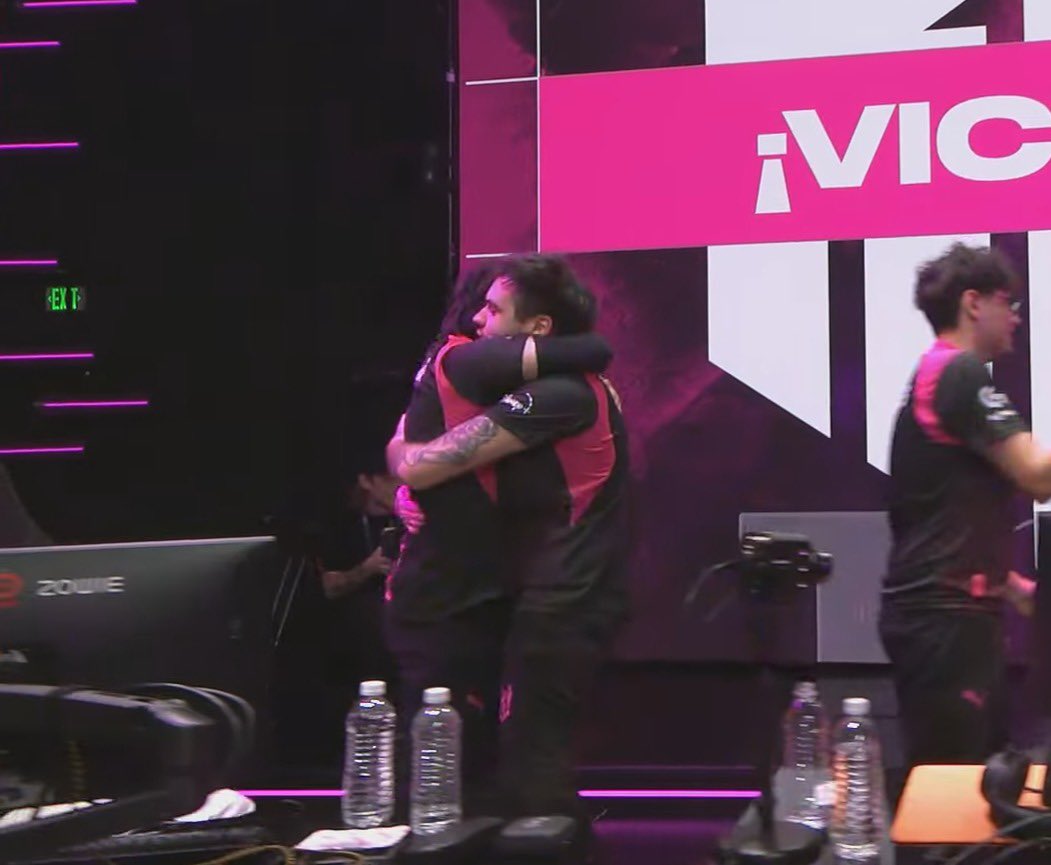 <a href="/KRUesports/">KRÜ</a> <a href="/Daveeys21/">KRÜ DaveeyS</a> Feliz cumpleaños King🤴👑

Miss you ❤️‍🩹