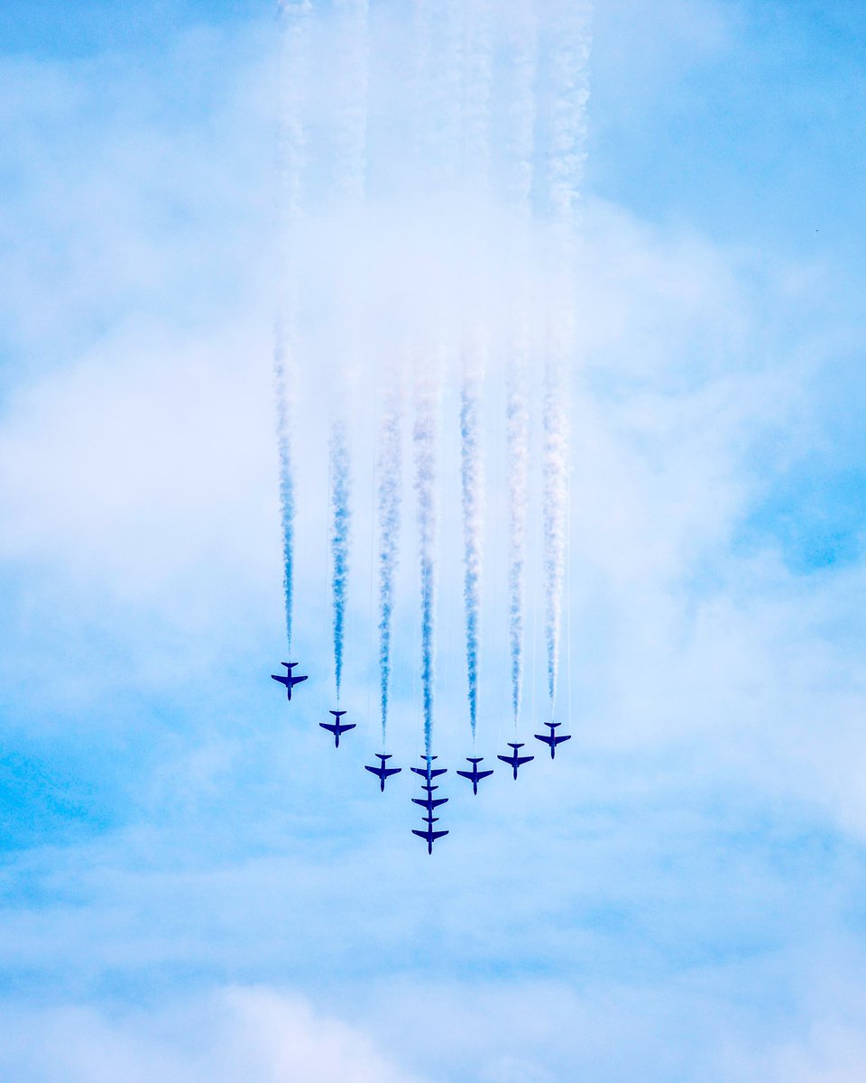 alex_daddese's tweet photo. The long weekend means it’s time for the @LetsGoToTheEX air show ✈️🇨🇦
#Letsgototheex #CIAS24 https://t.co/N4yMlgw3JZ