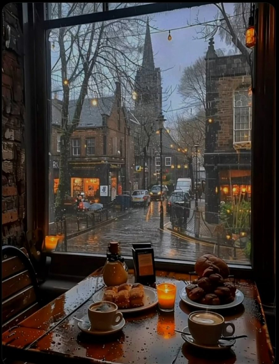 HalimeEmenn's tweet photo. kasvetli bulutlar, yağmur, sonbahar ve kahve 🤎
İhtiyacım olan atmosfer... 🍁 https://t.co/eYq9B8ZLX1