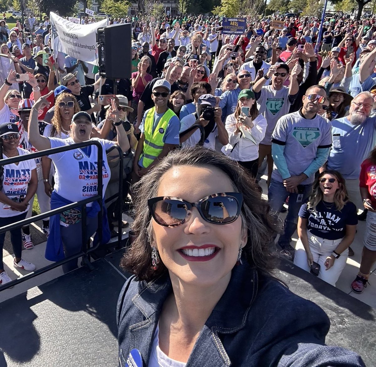 gretchenwhitmer's tweet image. Great to be in Detroit today in support of the Harris-Walz ticket and celebrating the unions and workers who built the middle class. Our next President @KamalaHarris and Vice President @Tim_Walz are going to help us build an economy in Michigan that works for everyone. Onward to…