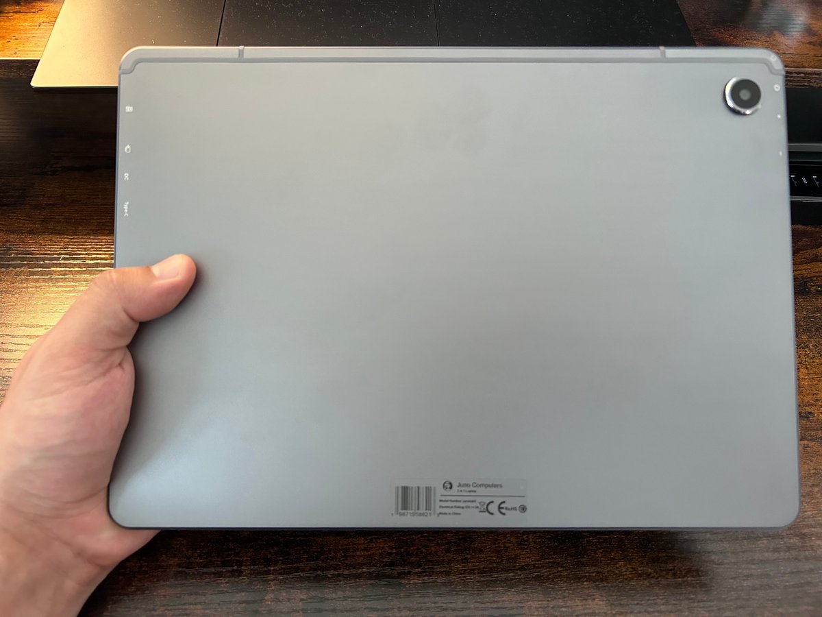 junocomputers's tweet photo. Juno Tab 3 - Mobian Phosh https://t.co/Vzasq0Gn9I