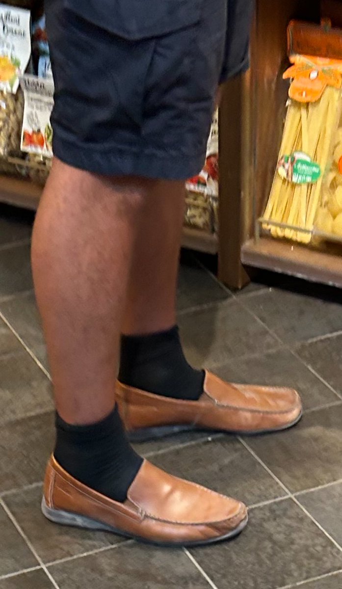 Dennis Bowrick tweet media