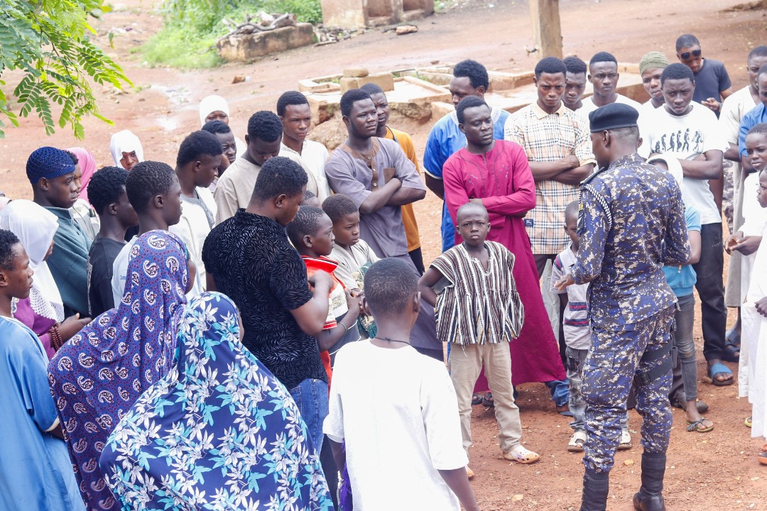 EPLeadersgh's tweet photo. How can we foster lasting peace and security in local communities?

In partnership with @USEmbassyGhana , we recently held a community immersion in northern Ghana, bringing together our P.E.A.C.E. fellows and community liaisons to empower communities up-north.

#Peace #Security #Community #ConflictPrevention