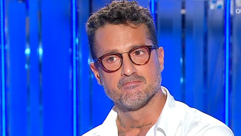 trash_italiano's tweet photo. Fonti Mediaset smentiscono i rumors lanciati da Fabrizio Corona, secondo cui il figlio di Massimo Bossetti sarebbe stato contattato per partecipare alla prossima edizione del Grande Fratello.

Fonte: FqMagazine https://t.co/dHpDlq7YDq