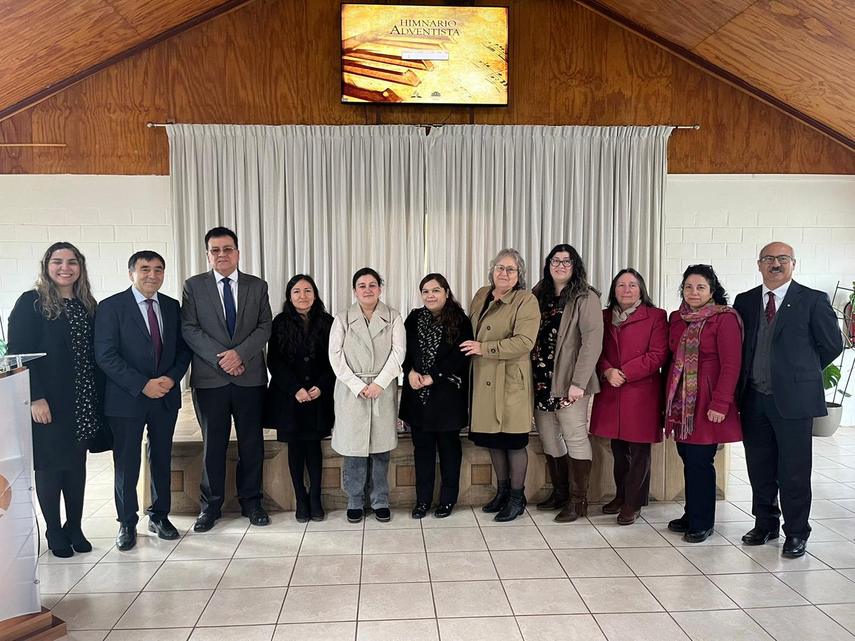 En el marco del 5to sábado de Educación 📚🎒, en varias congregaciones se presentó un programa especial. Fue un espacio de adoración centrado en Cristo 👑 y la Educación Adventista🤲, donde además fuimos testigos de hermosos bautismos, corazones entregados a Jesús. ♥️

#ASACh