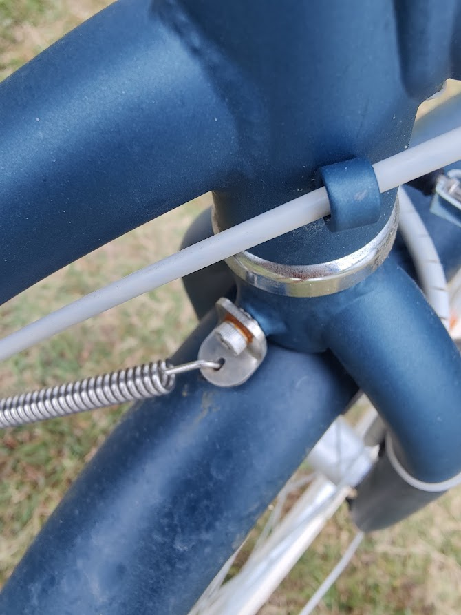 pierrelouis's tweet photo. @Decathlon un vélo qui commence à rouiller au bout d'un mois seulement, on fait quoi ? https://t.co/mwa6Gf51aG