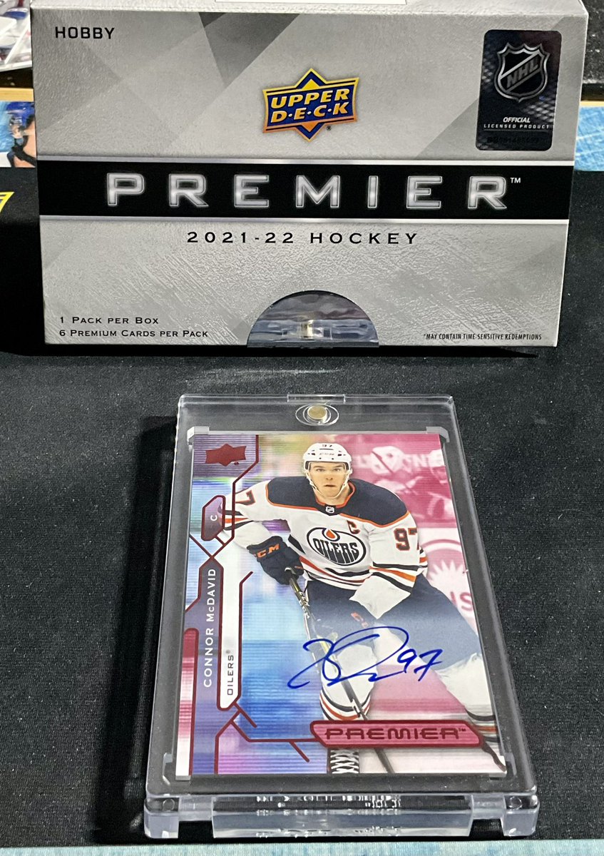 supermikeio's tweet photo. Ok so I’ve never opened this product b4 @UpperDeckHockey 21-22 Premier and it is the most $$$ box I’ve ripped, let’s just say the gamble paid off…. #1packaday @DetroitRedWings @EdmontonOilers @SanJoseSharks 🤩 https://t.co/d1npbTP3px