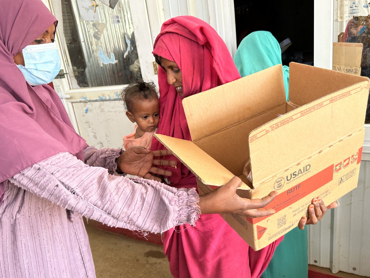 UNICEFSudan's tweet photo. Since the beginning of this year, @UNICEF and its partners have provided life-saving services to over 152,000 malnourished children across #Sudan.

This critical support has been made possible thanks to the strategic partnership of @USAIDSavesLives and @eu_echo.

#ForEveryChild https://t.co/EgQZ00shCm