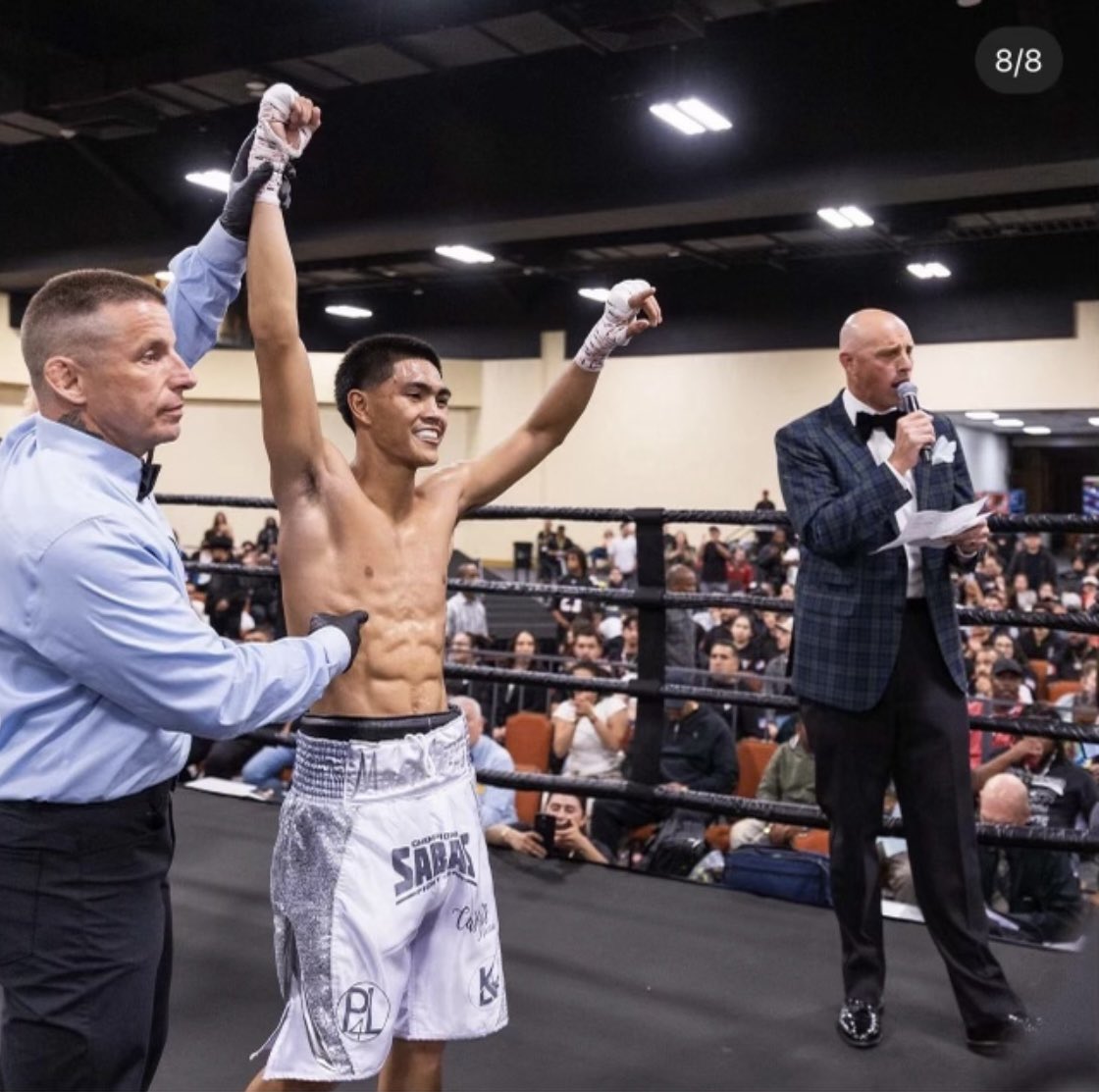 LyndonLacanlale's tweet photo. Kyle wins his pro debut stops his opponent with a liver shot in the 1st round! Let’s Go!! 🇵🇭🇺🇸💪🏽 🥊  #Masanting : follow Kyle’s journey on IG Kyle.lacanlale https://t.co/Z3DRVwKN83