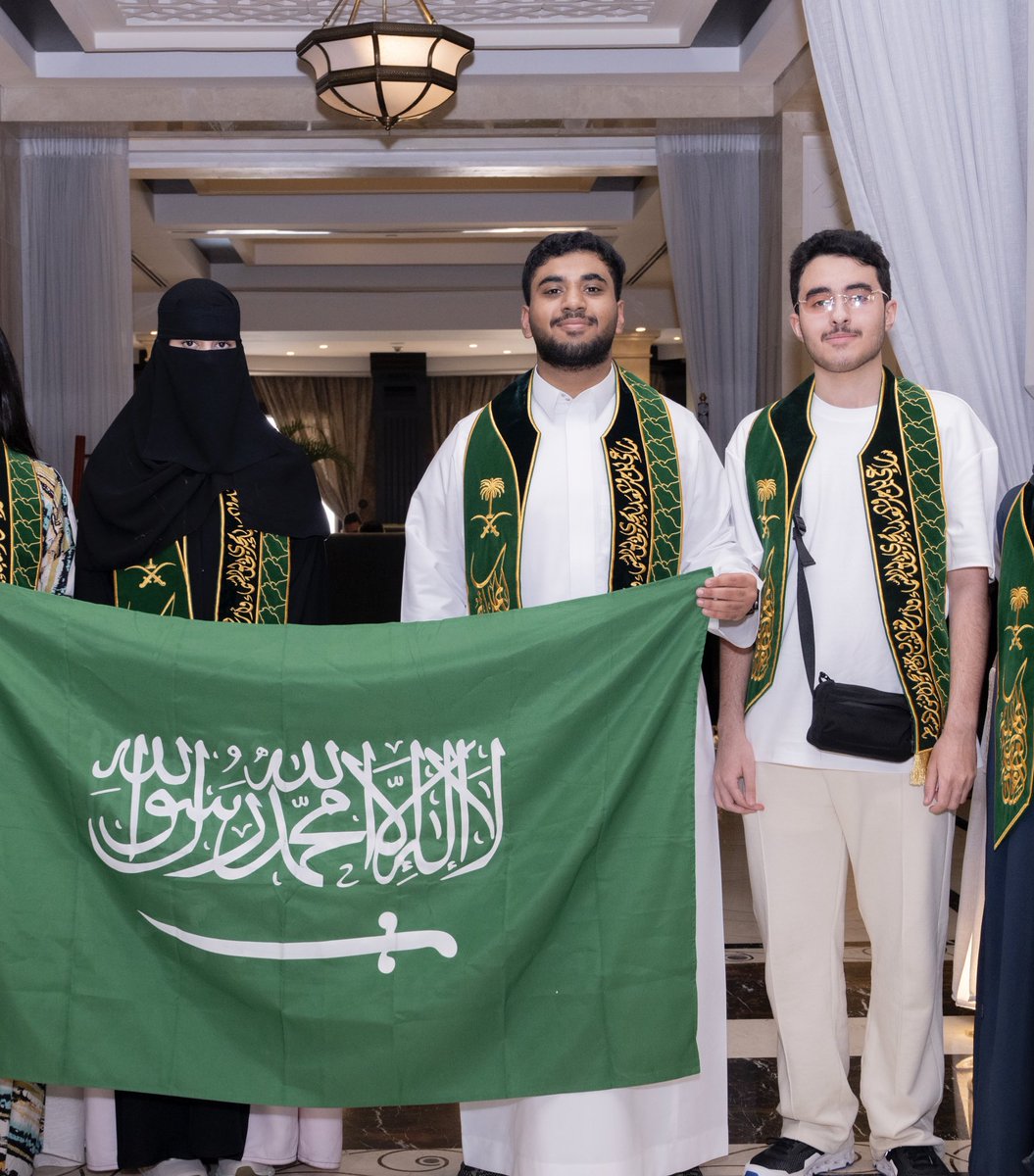Aq_azez's tweet photo. ولله الحمد  والفضل انهيت مشاركتي بالبرلمان العربي للطفل كعضو ممثل للوفد السعودي بدولة الإمارات الشقيقة. من تاريخ 15 يوليو حتى 21 يوليو https://t.co/xiAELKO5Gt